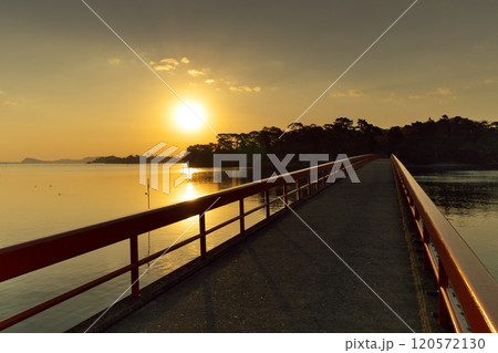 日本三景松島（日の出風景）【宮城県松島町】 120572130