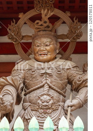 高野山金剛峯寺　壇上伽藍　中門の四天王像　南方を守る増長天 120578011