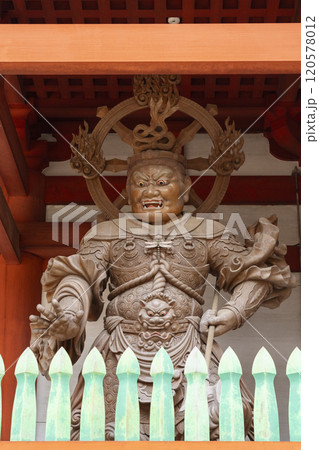 高野山金剛峯寺　壇上伽藍　中門の四天王像　南方を守る増長天 120578012