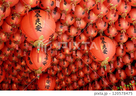 二二八公園・福徳宮・赤提灯(台湾・台北市中正区) 二二八公園・福徳宮・赤提灯(台湾・台北市中正区) 120578475