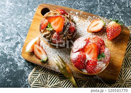 イチゴタルト　カフェ 120581770