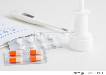 医療イメージ　medical care 120593931