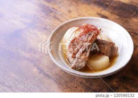 国産豚　スペアリブ 120598132