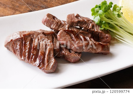 牛たん　焼肉　牛肉	 120599774