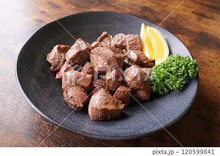 牛たんサイコロステーキ 120599841