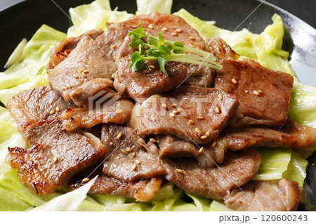 黒毛和牛カルビ　切落し　焼肉　国産牛　キャベツ	 120600243