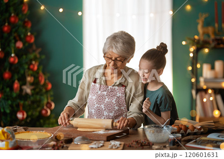 Cooking Christmas cooking 120601631