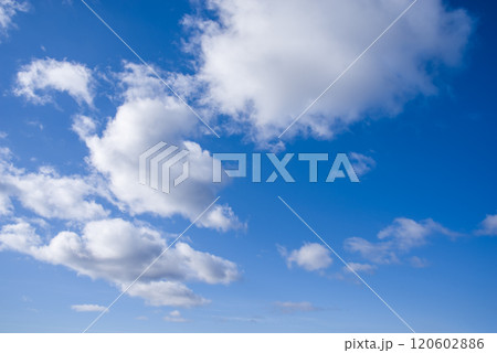 青空と白い雲 青空と白い雲 120602886