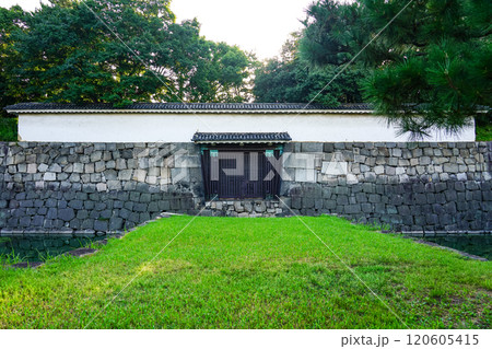 二条城 西大手門(京都府京都市) 二条城 西大手門(京都府京都市) 120605415