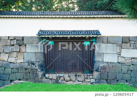二条城　西大手門（京都府京都市） 120605417