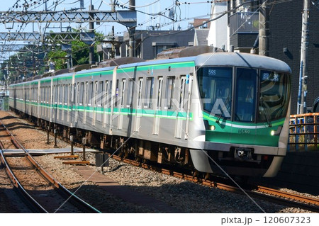 東京メトロ16000系初期車 千代田線 小田急線内 東京メトロ16000系初期車 千代田線 小田急線内 120607323