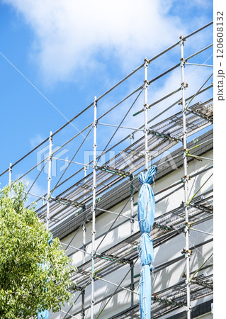 足場　青空 120608132