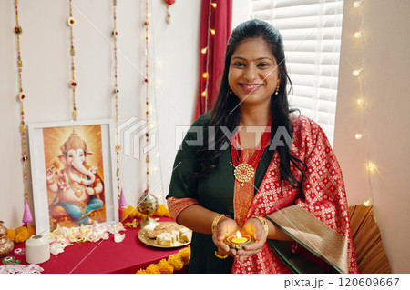 Celebrating Diwali with Traditional Decor and Rituals Celebrating Diwali with Traditional Decor and Rituals 120609667