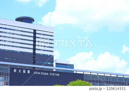 大阪府大阪市、新大阪駅の風景 120614331