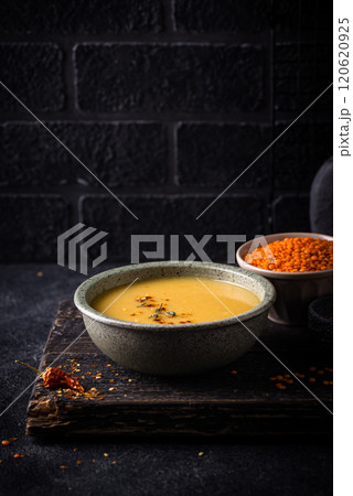 Healthy vegan lentil cream soup 120620925
