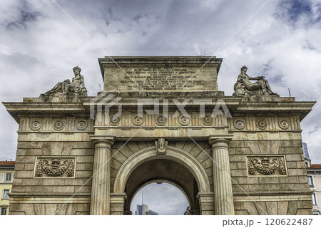 Porta Garibaldi, aka city gate, iconic landmark in Milan, Italy 120622487