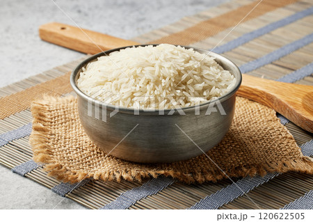 bowl of raw rice 120622505