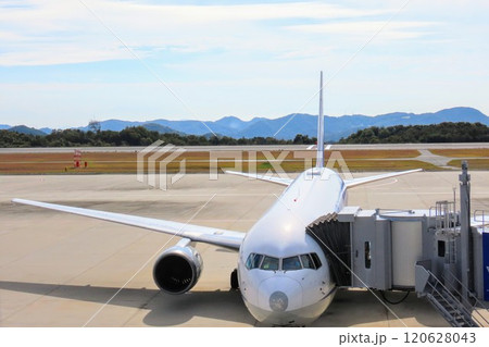 【広島県】広島空港から旅に出るイメージ 120628043