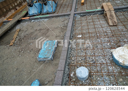 土間コンクリートの鉄筋ワイヤーメッシュ 土間コンクリートの鉄筋ワイヤーメッシュ 120628544