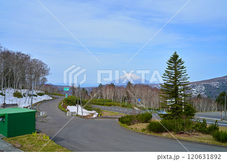 中山峠から望む羊蹄山 中山峠から望む羊蹄山 120631892