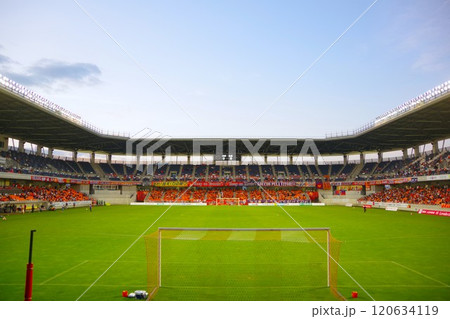 長野Uスタジアムのアウェイゴール裏からみた景色 長野Uスタジアムのアウェイゴール裏からみた景色 120634119