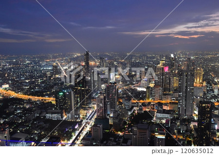 バンコクの夜景 120635012
