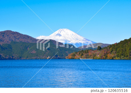 秋 元箱根 芦ノ湖 富士山 秋 元箱根 芦ノ湖 富士山 120635516