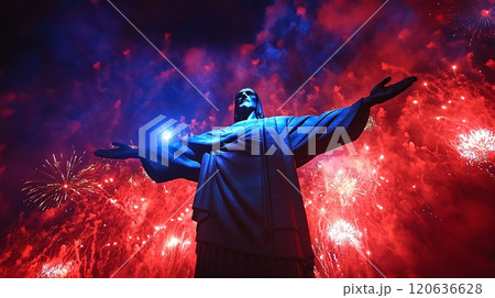 花火とキリスト像のシルエットによる新年のお祝い 120636628