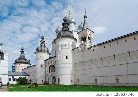 Holy Gates and the Resurrection Church 120637340