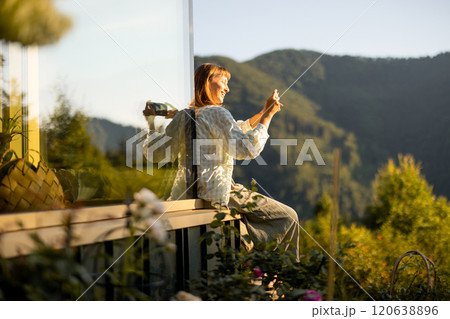 Enjoying the Morning Sun in Nature 120638896