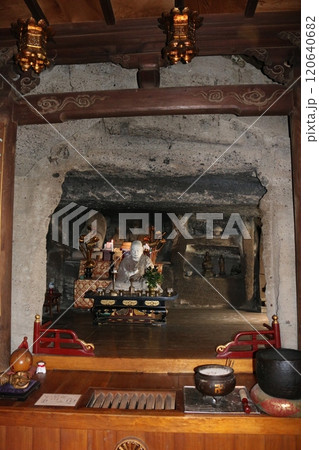 四国霊場71番  弥谷寺 四国霊場71番  弥谷寺 120640682