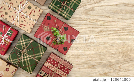 Festively Wrapped Christmas Gifts Designed for a Joyous and Memorable Holiday Celebration 120641800