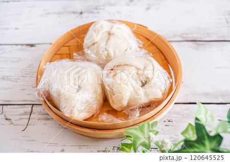 肉まん風しゅうまいパン 120645525