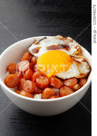 ウインナー丼 120648079