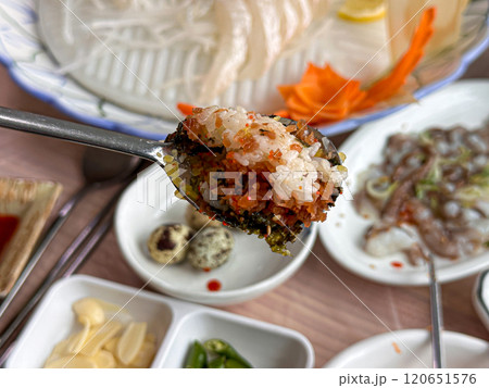 Korean style Fish Roe Rice 120651576