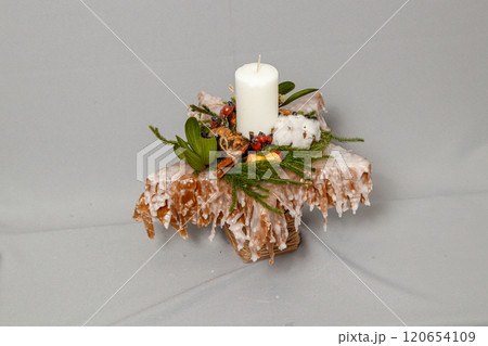 Christmas composition of flowers and Christmas decorations Christmas composition of flowers and Christmas decorations 120654109