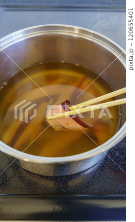 鰹節(厚削り)で出汁をとる　イメージ 120655401