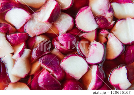 仕込み中の温海かぶ漬け 120656167