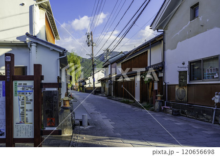 上田 柳町の旧北国街道 長野県上田市 上田 柳町の旧北国街道 長野県上田市 120656698