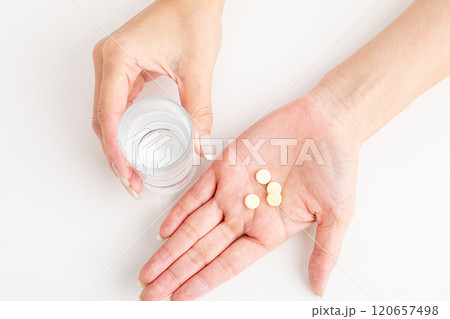 薬　くすり　サプリメント　medicine	 120657498
