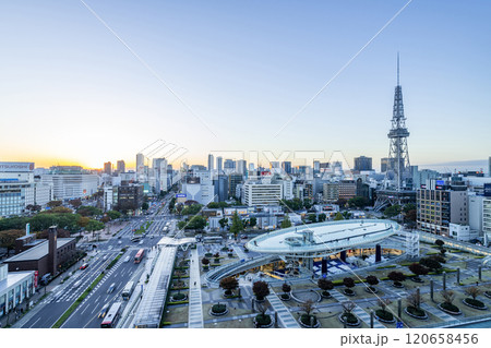 愛知県名古屋市　日没直後のオアシス21と名古屋テレビ塔（MIRAI TOWER）と周辺の街並の夕景 120658456
