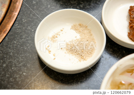 salt on a plate. Korean BBQ salt 120662079