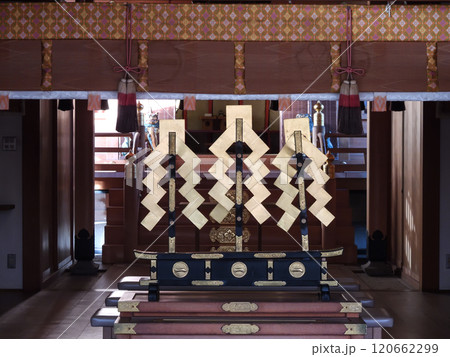車折神社 拝殿 車折神社 拝殿 120662299