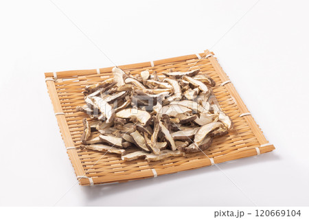 ［岩手県産］乾燥　スライス椎茸 120669104