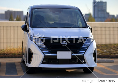ミニバン　イメージ 120671645