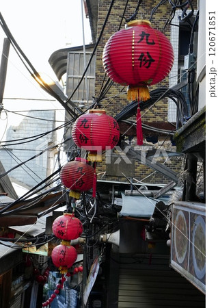 九份の街並み（台湾・新北市瑞芳区） 120671851
