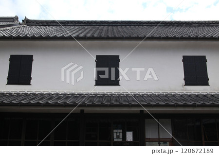 佐賀県嬉野市　塩田津の伝統的建造物群保存地区の町並み 120672189