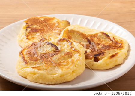 さつまいもパンケーキ さつまいもパンケーキ 120675819