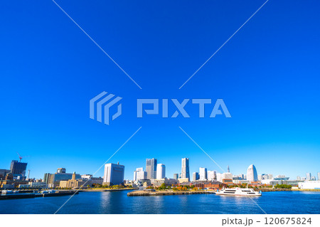 日本の横浜都市景観 関内駅前の再開発や県庁・キングの塔、税関、パシフィコ横浜などを望む=28日 日本の横浜都市景観 関内駅前の再開発や県庁・キングの塔、税関、パシフィコ横浜などを望む=28日 120675824