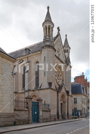 The Regional Conservatory of Rennes 120677035